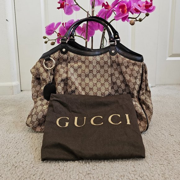 Gucci Handbag - Picture 1 of 2